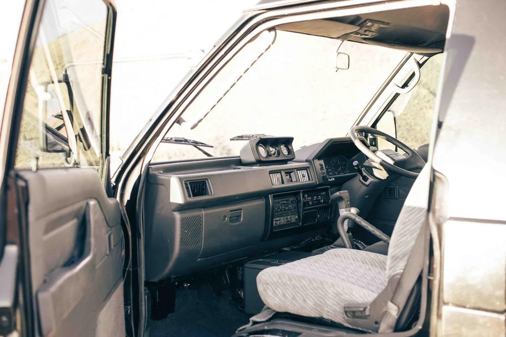 1996 Mitsubishi Delica L300 Star Wagon