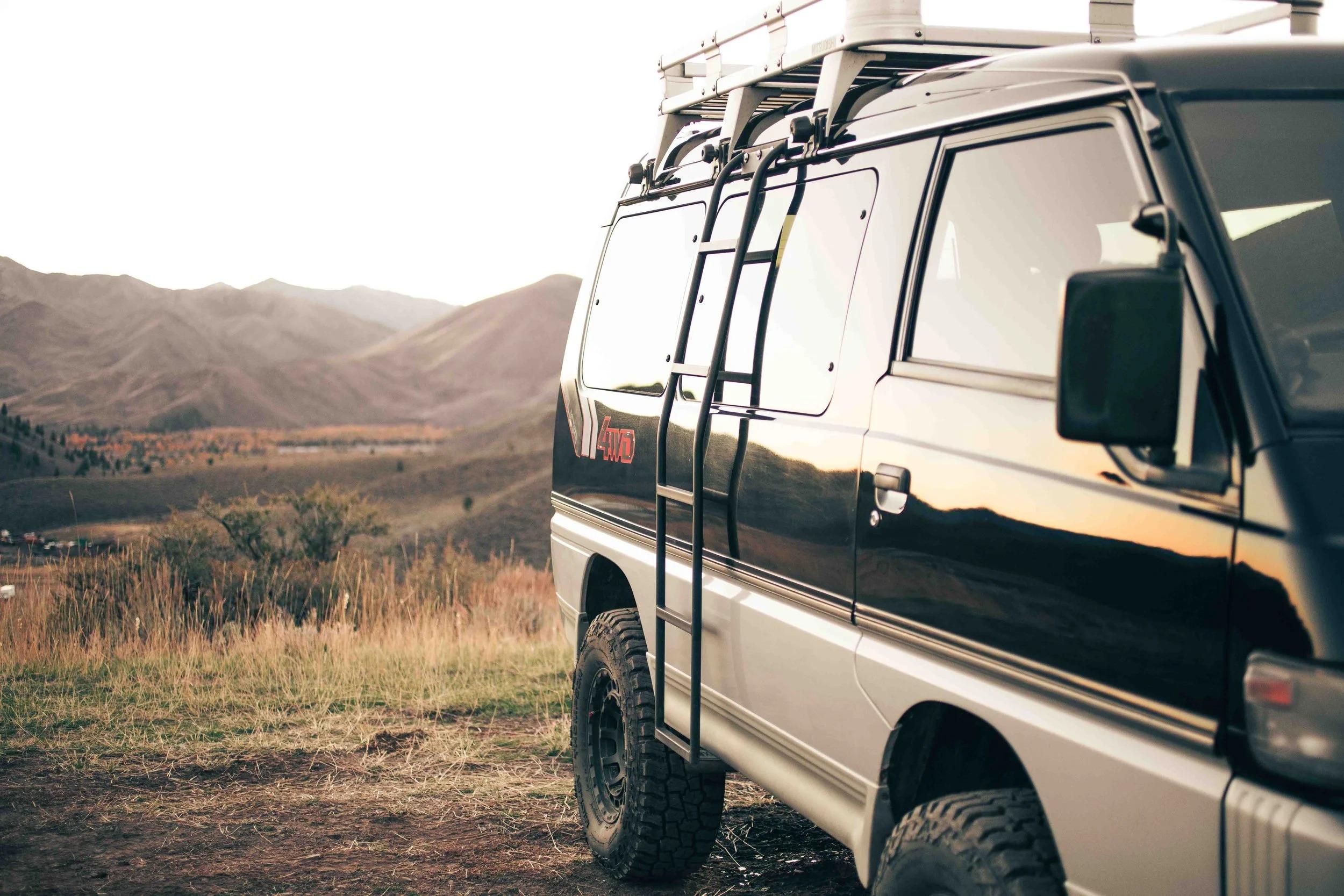 1996 Mitsubishi Delica L300 Star Wagon