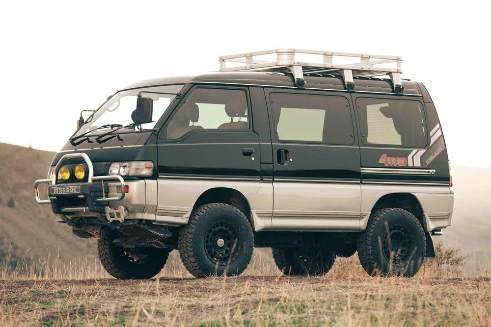 1996 Mitsubishi Delica L300 Star Wagon
