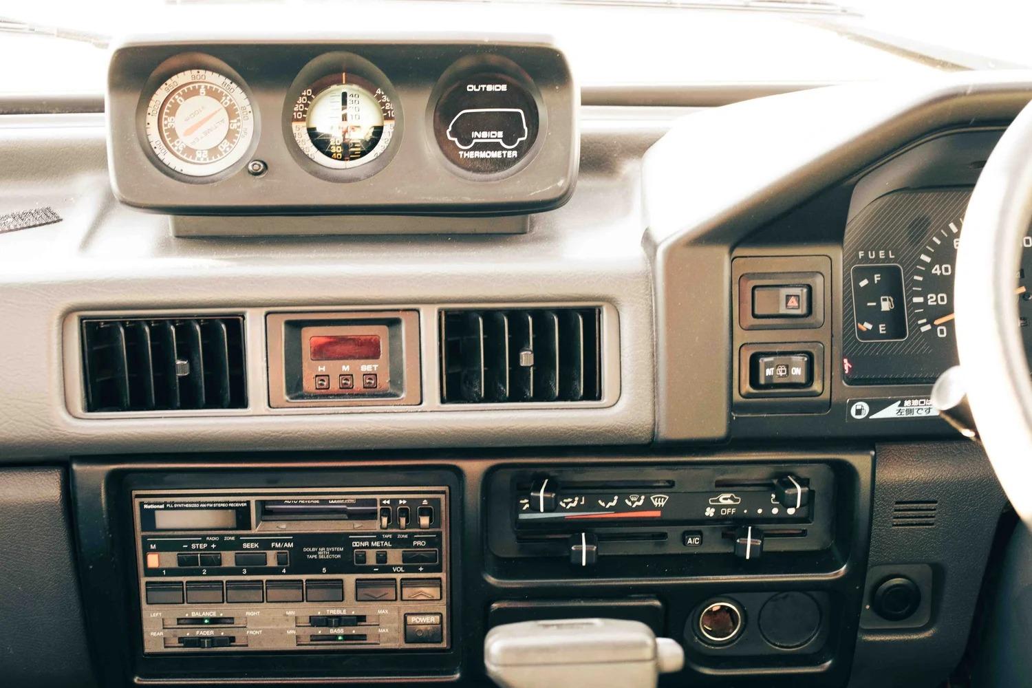 1996 Mitsubishi Delica L300 Star Wagon