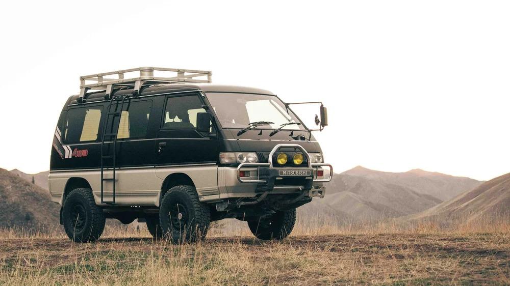 1996 Mitsubishi Delica L300 Star Wagon