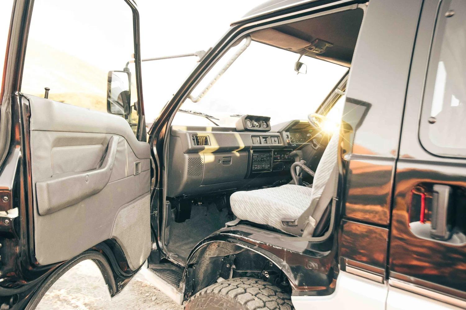 1996 Mitsubishi Delica L300 Star Wagon