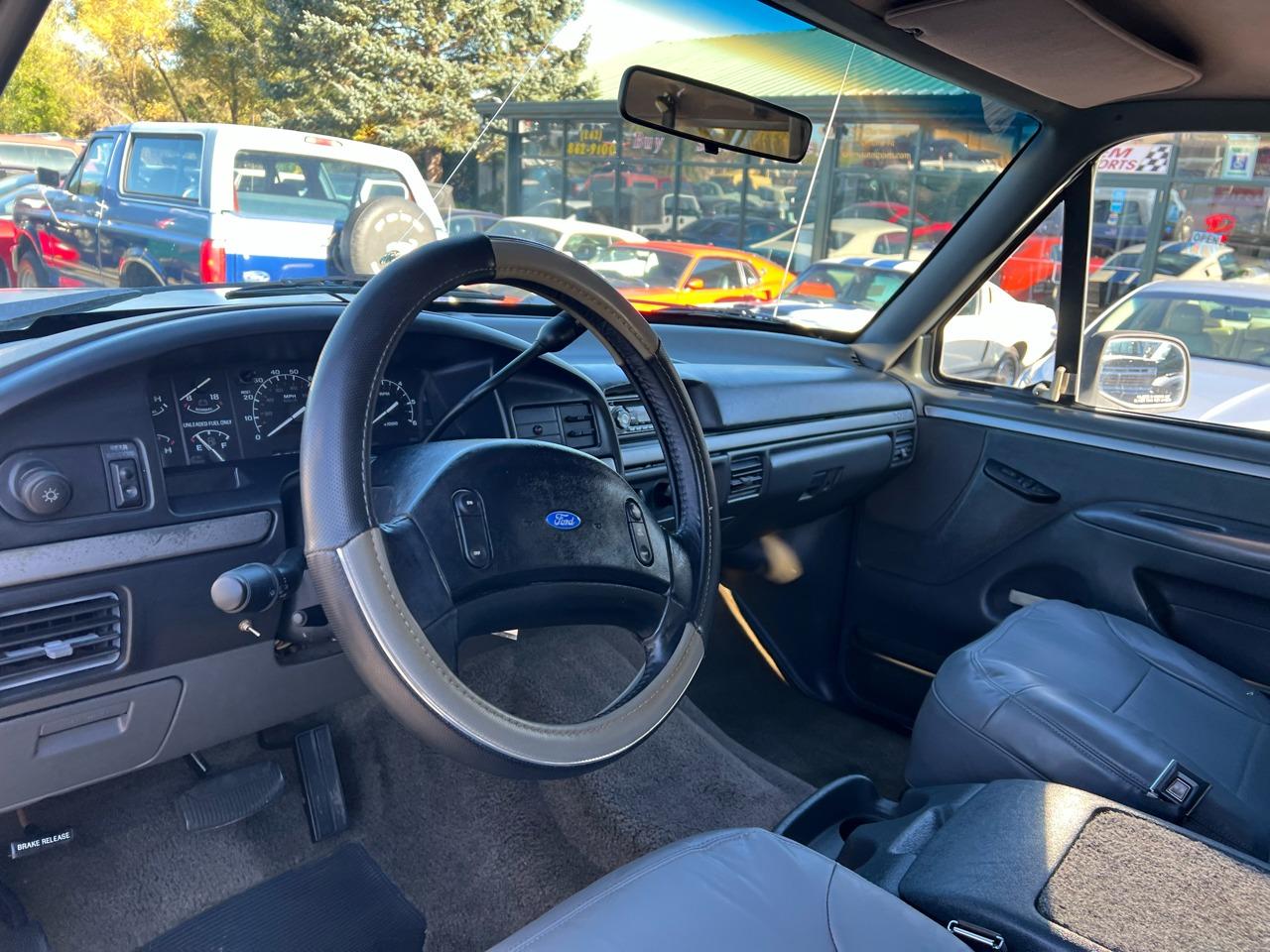 1992 Ford Bronco XLT