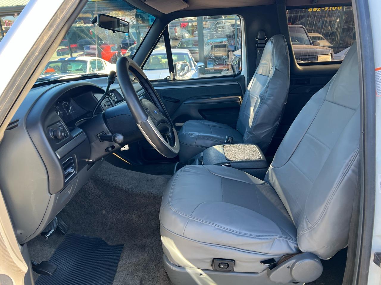 1992 Ford Bronco XLT