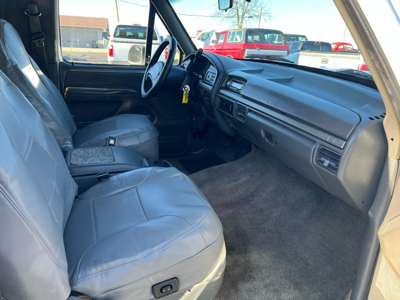 1992 Ford Bronco XLT