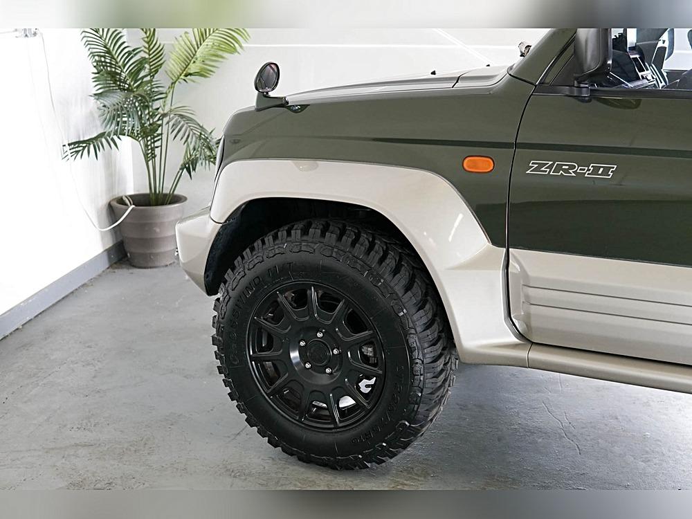 1996 Mitsubishi Pajero Junior ZR II
