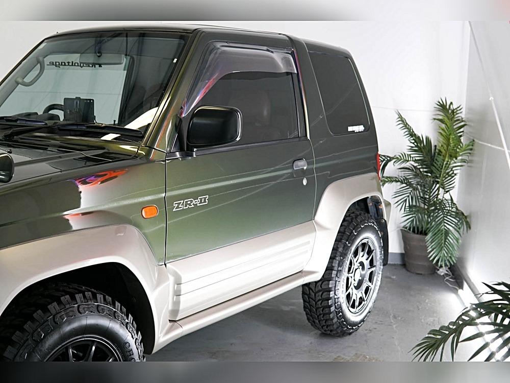 1996 Mitsubishi Pajero Junior ZR II