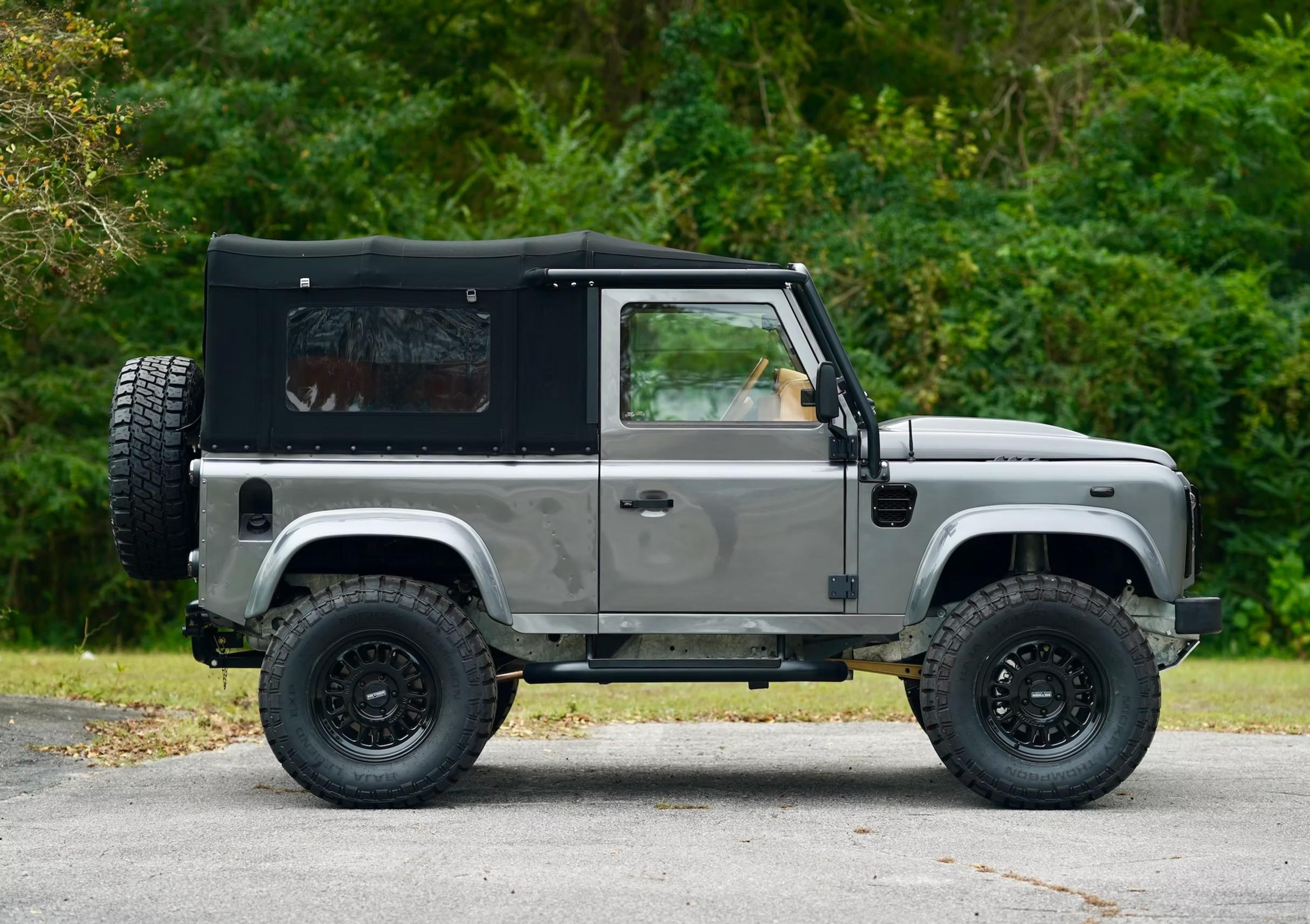 Osprey 4x4-Built 1997 Land Rover Defender 90