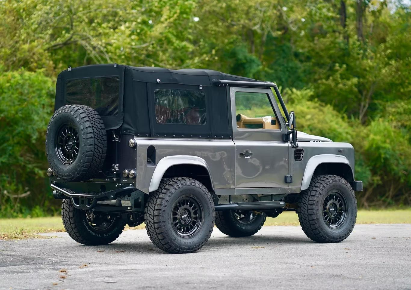 Osprey 4x4-Built 1997 Land Rover Defender 90