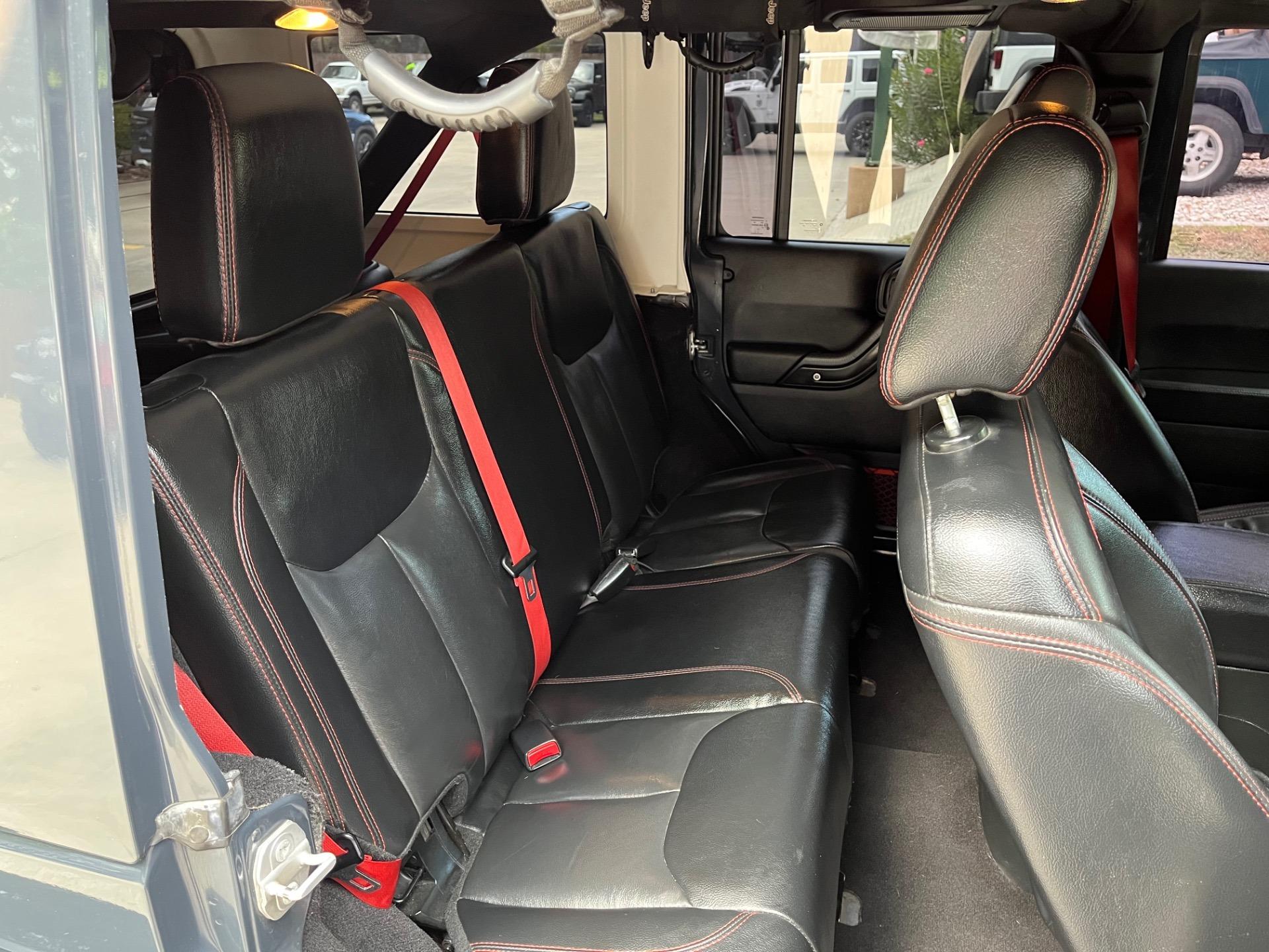 2017 Jeep Wrangler Unlimited Rubicon Recon