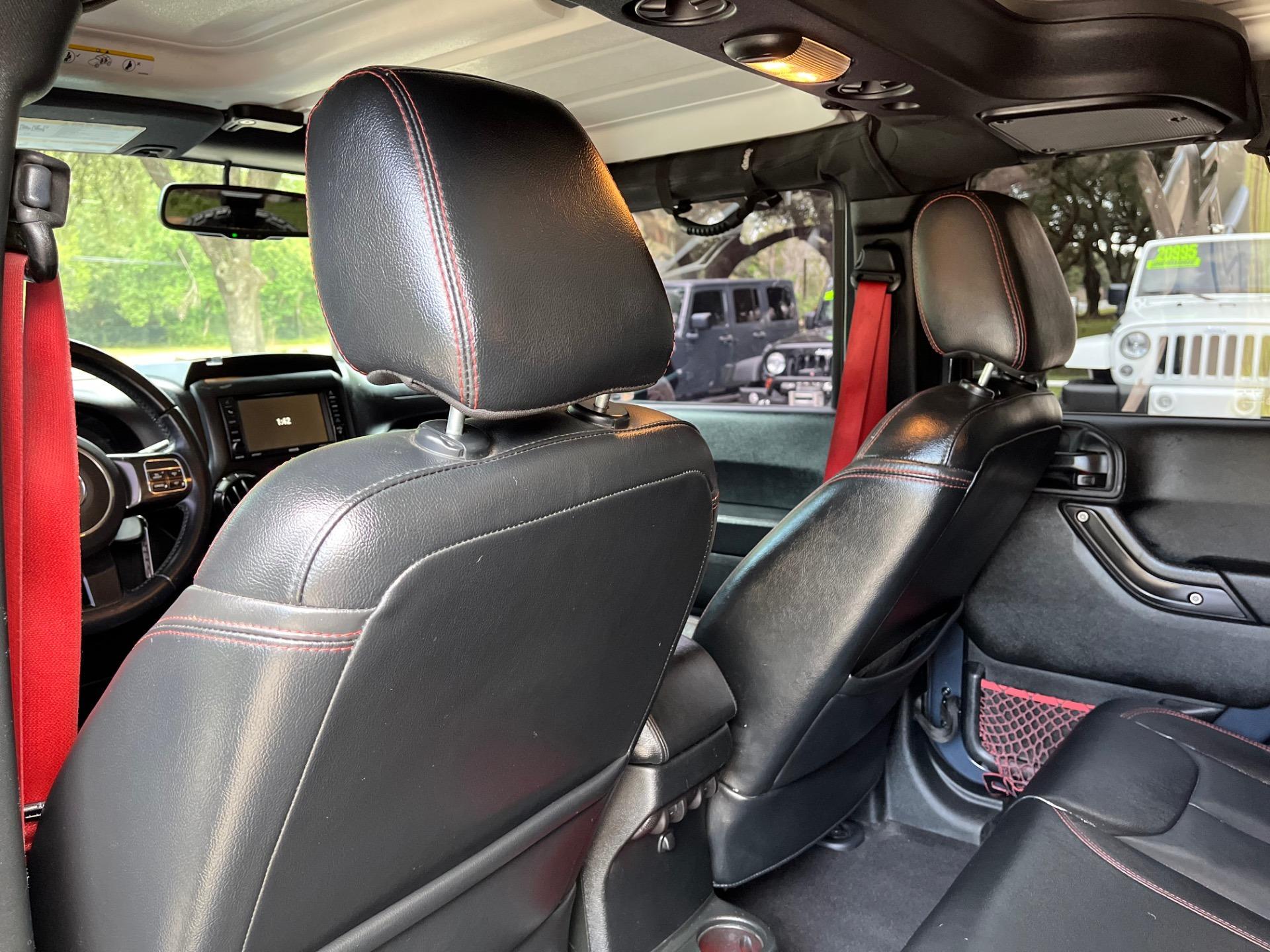 2017 Jeep Wrangler Unlimited Rubicon Recon
