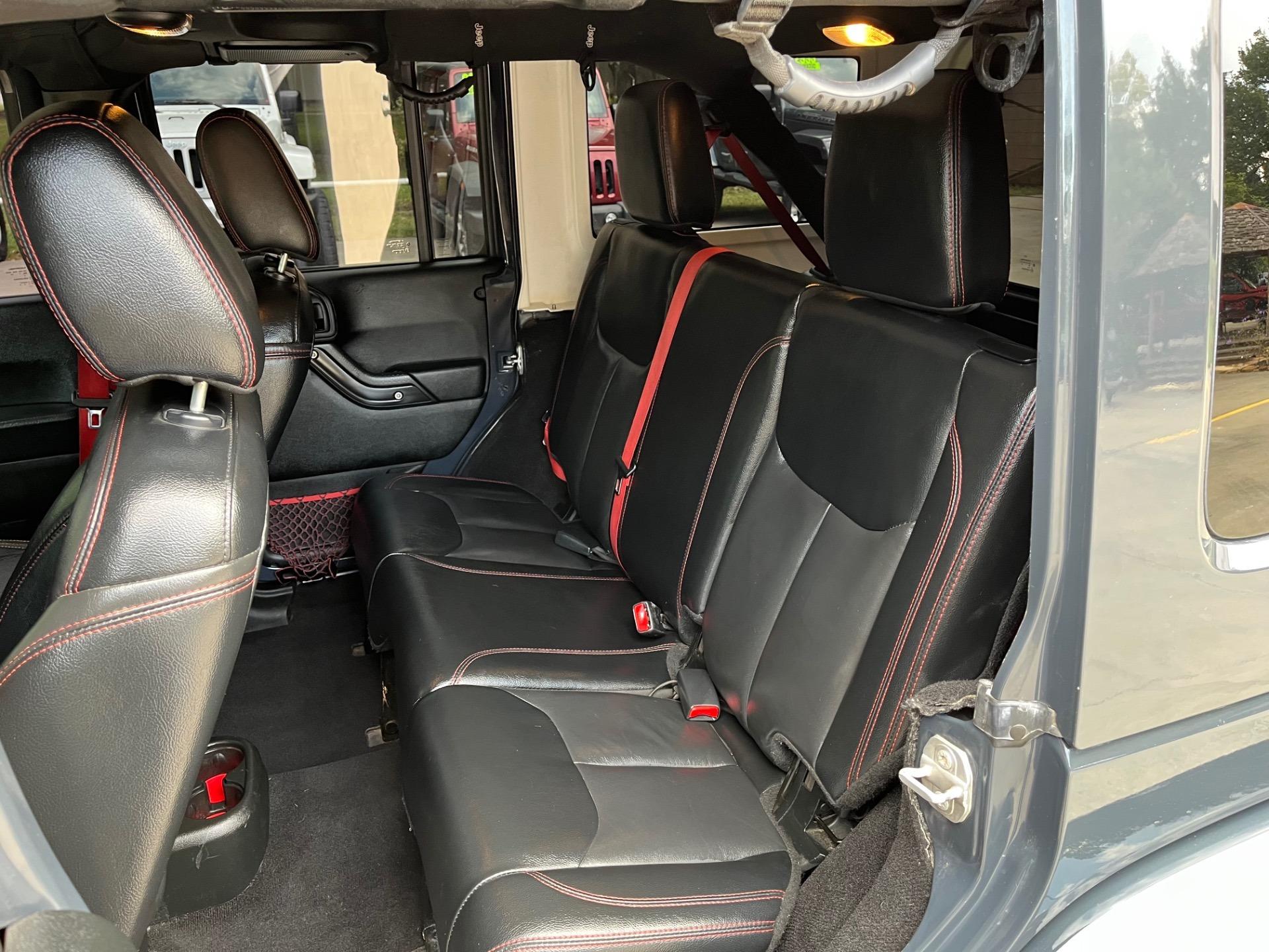 2017 Jeep Wrangler Unlimited Rubicon Recon
