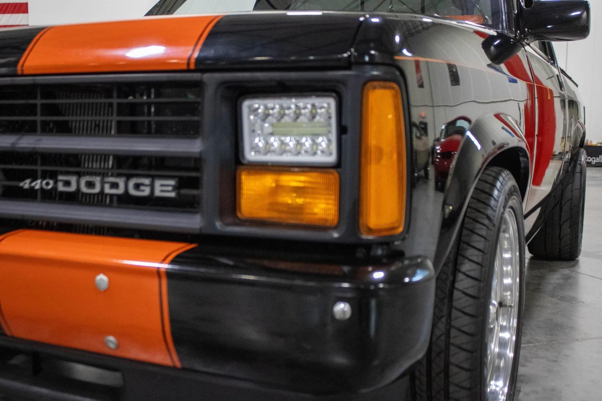1987 Dodge Dakota