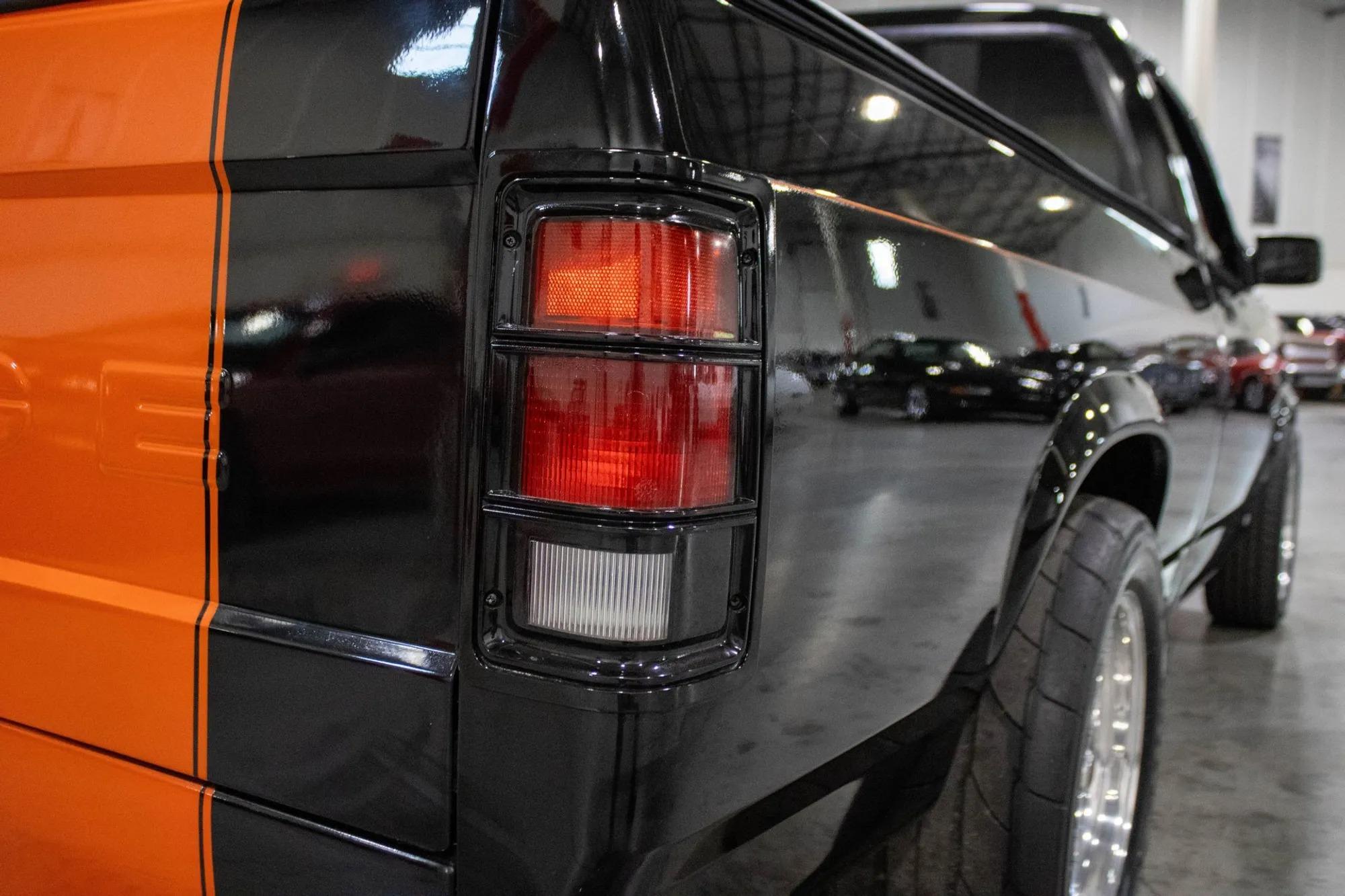 1987 Dodge Dakota