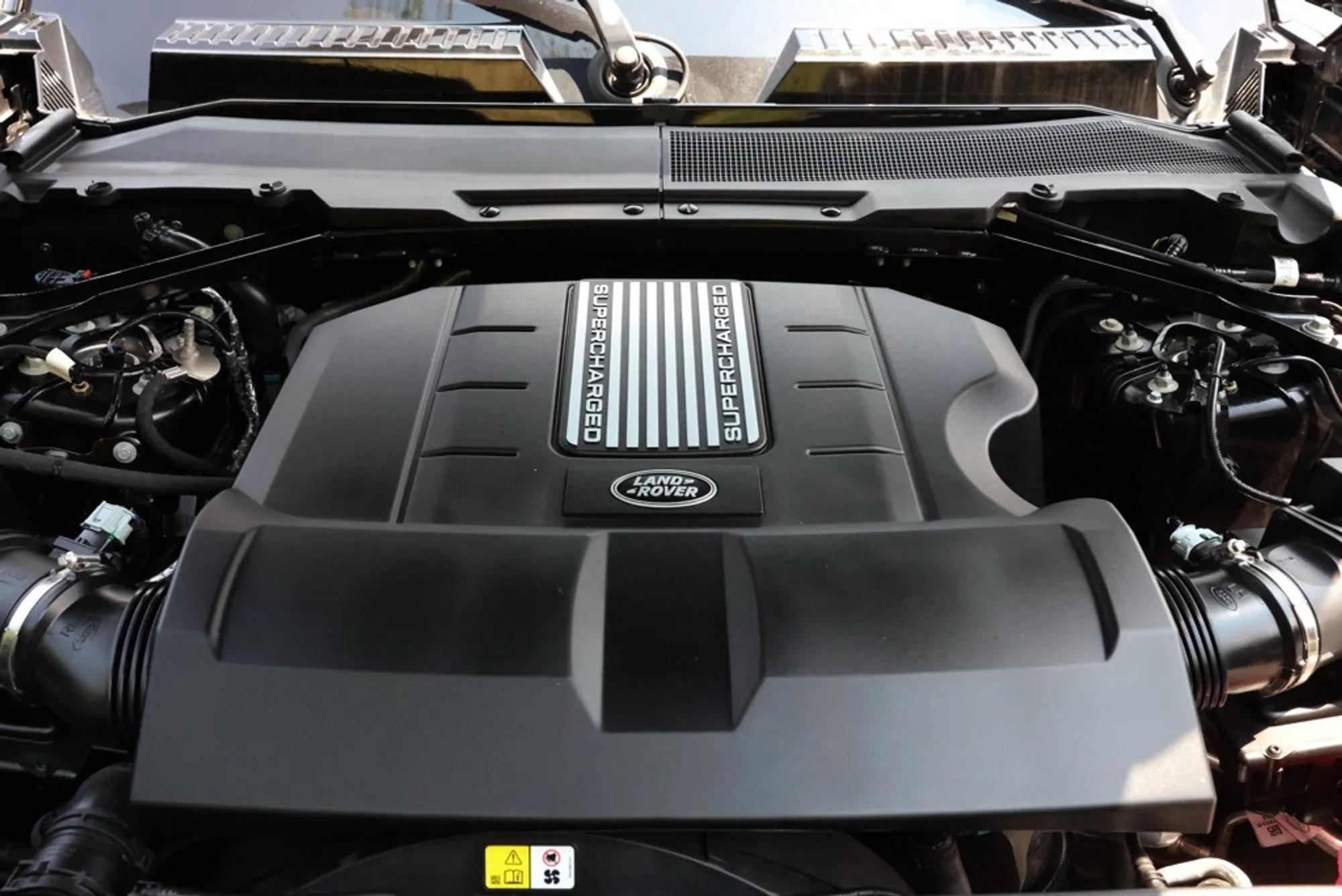 2024 Land Rover Defender 130