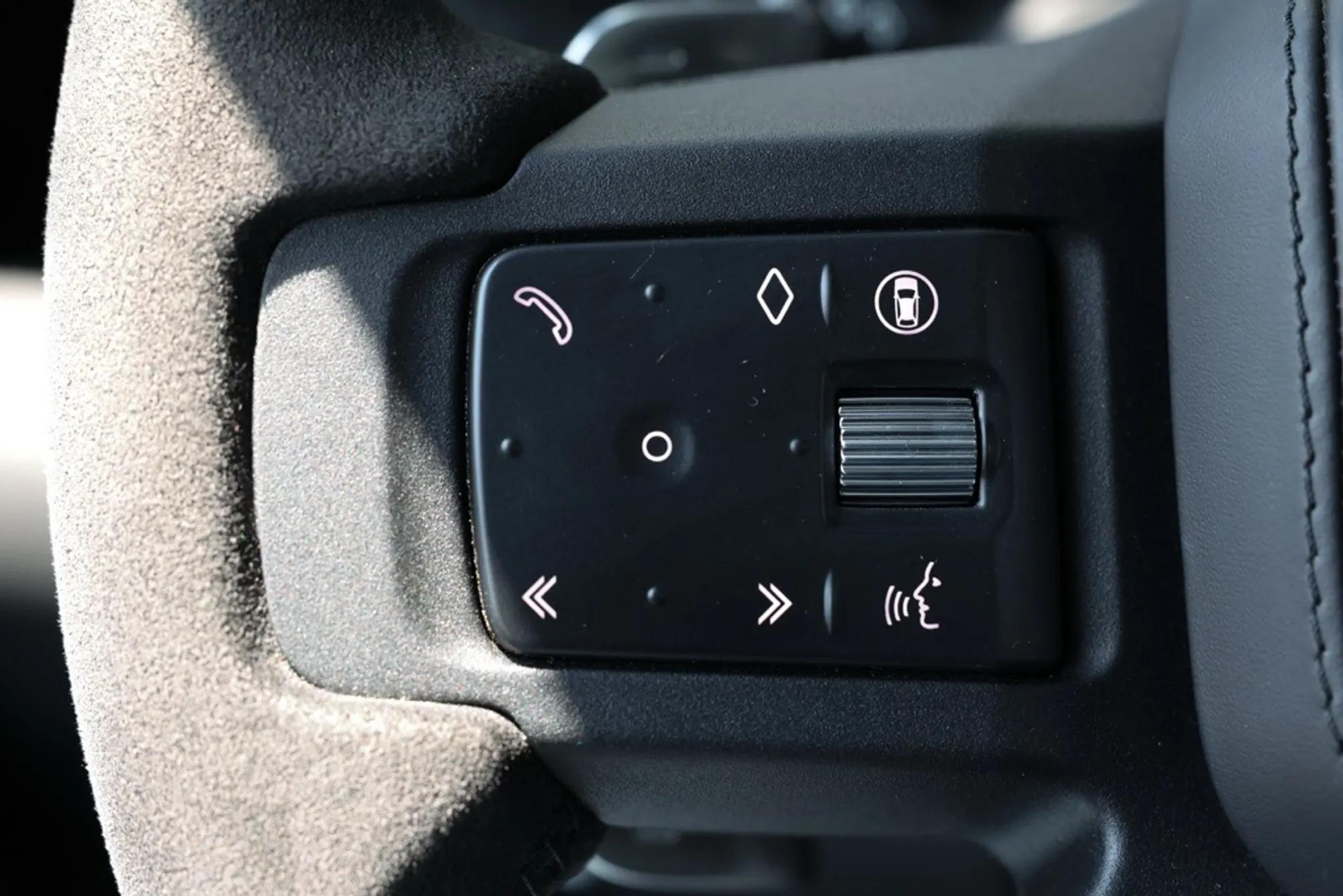 2024 Land Rover Defender 130