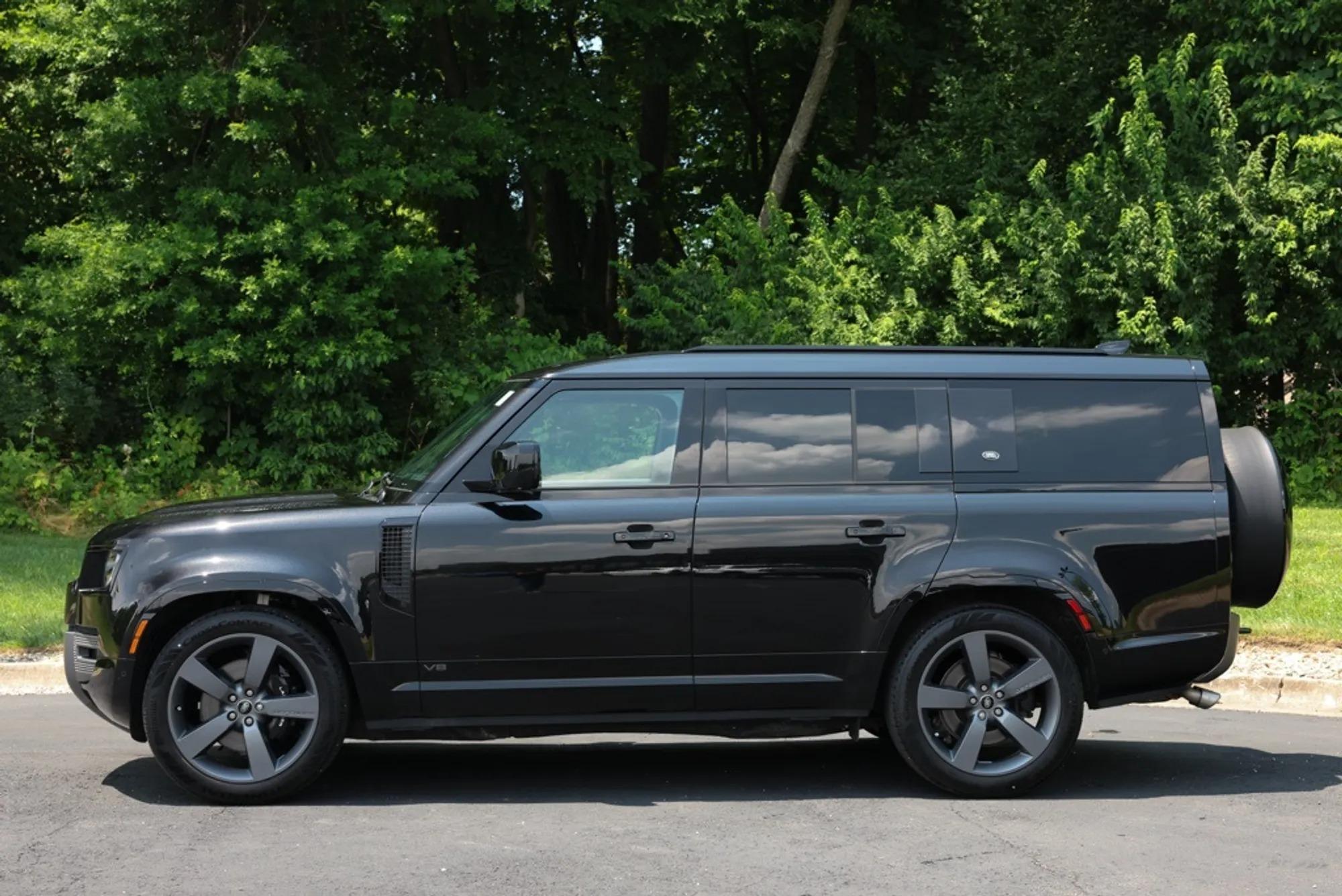 2024 Land Rover Defender 130