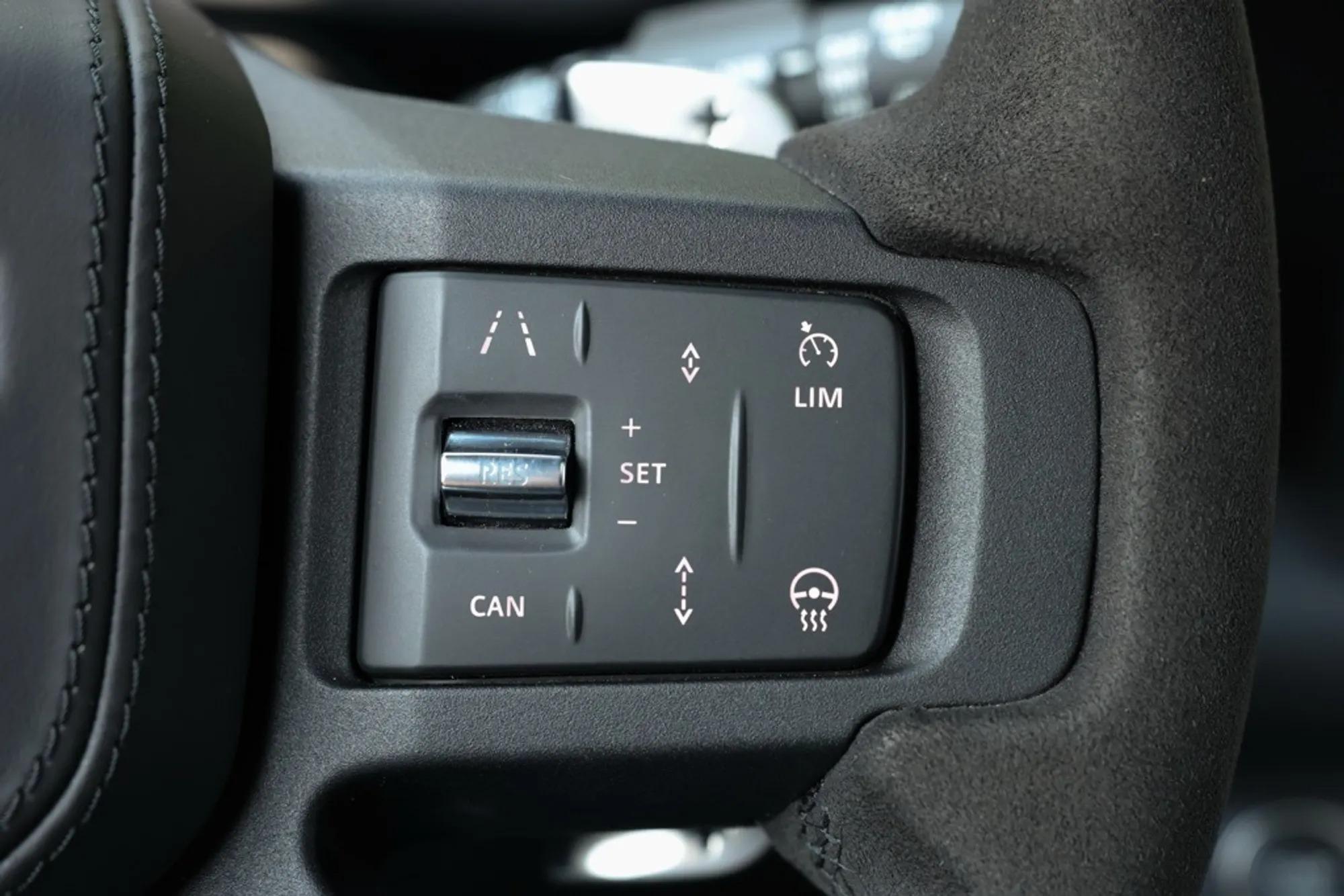 2024 Land Rover Defender 130