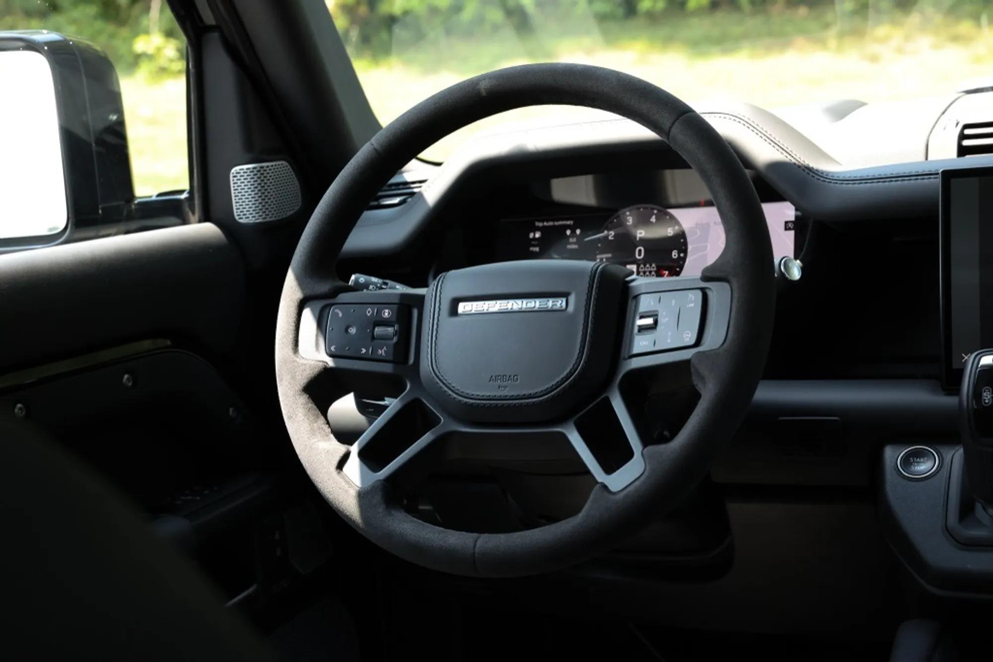 2024 Land Rover Defender 130