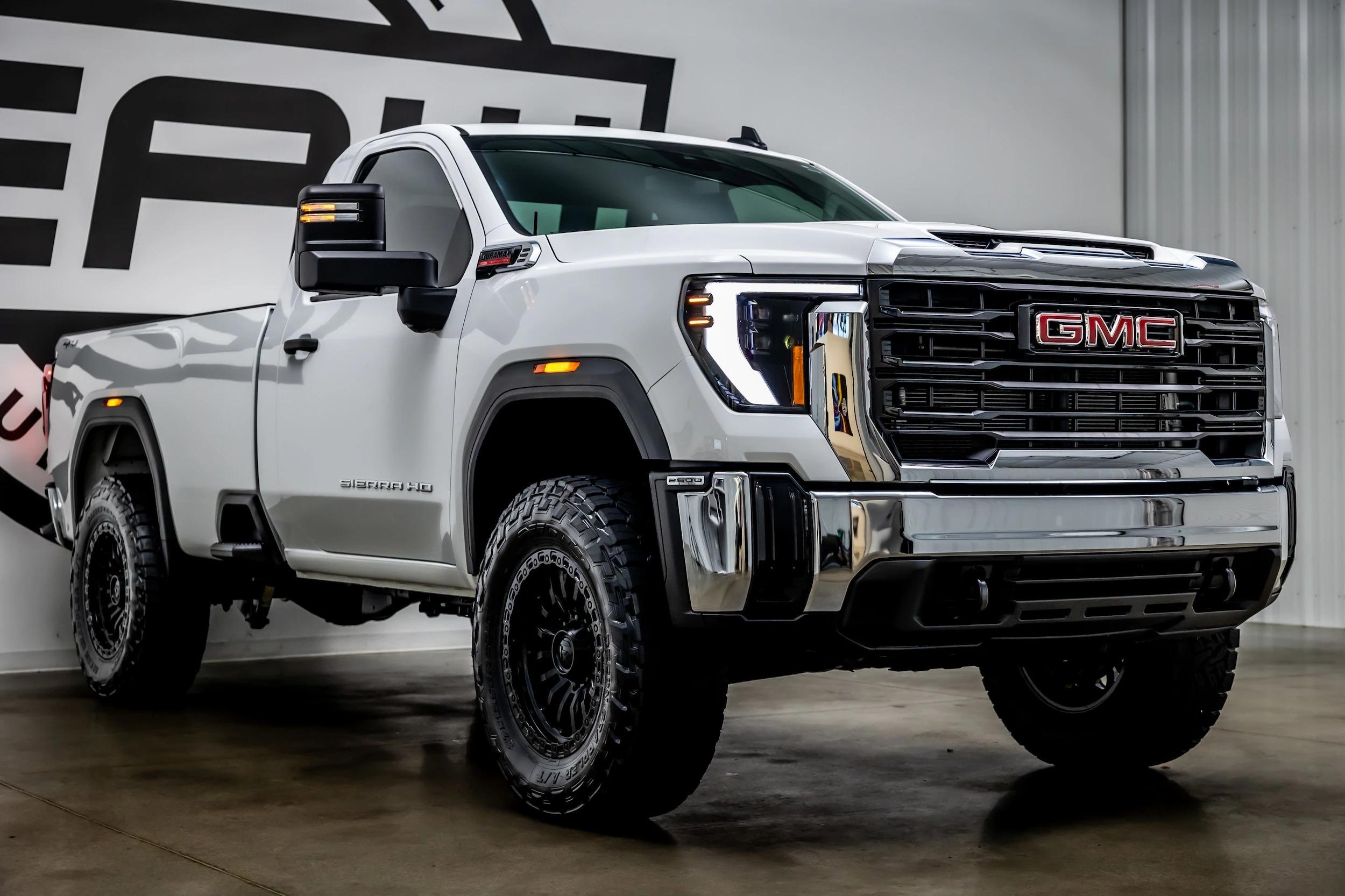 2025 GMC Sierra 2500 HD Pro