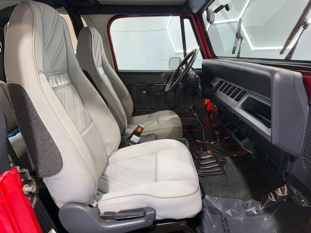 40k-Mile 1993 Jeep Wrangler Renegade (YJ)