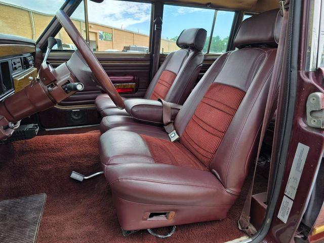 1987 Jeep Grand Wagoneer Base
