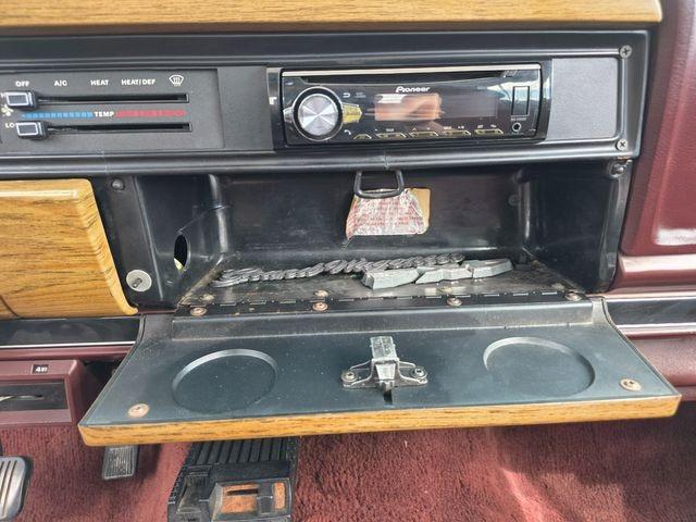 1987 Jeep Grand Wagoneer Base