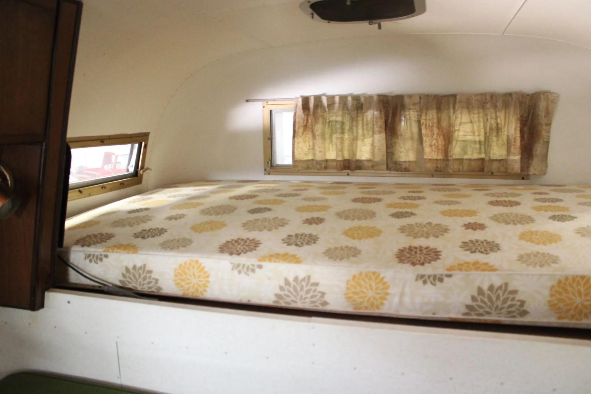 1970 Chevrolet C20 Camper