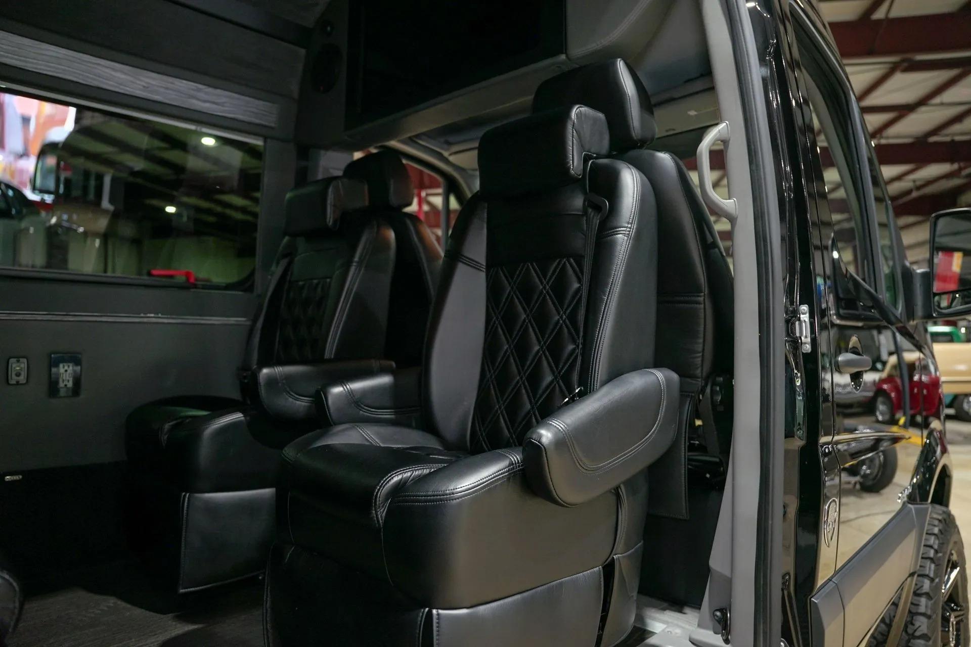 2016 Freightliner Sprinter 2500 4x4