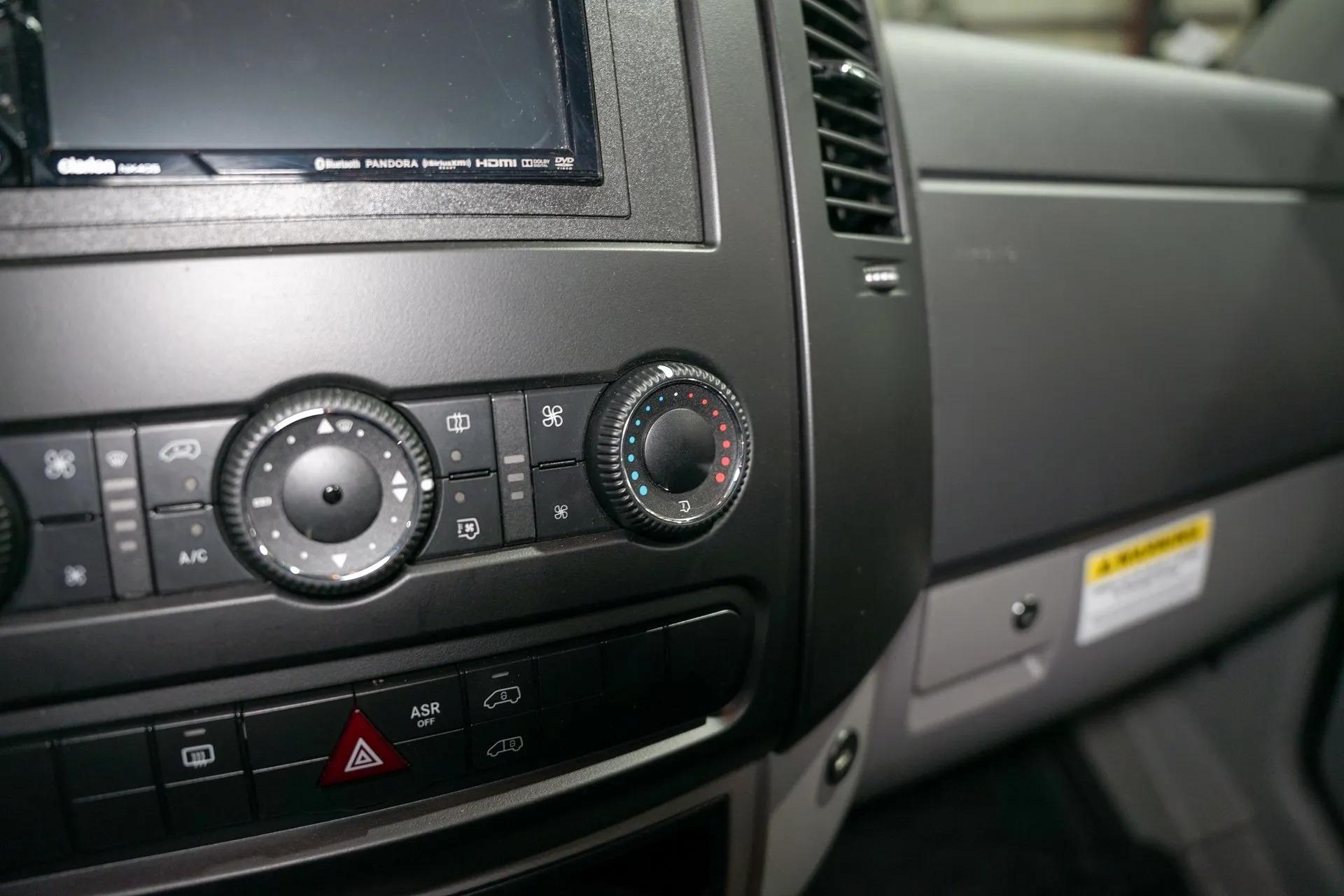2016 Freightliner Sprinter 2500 4x4