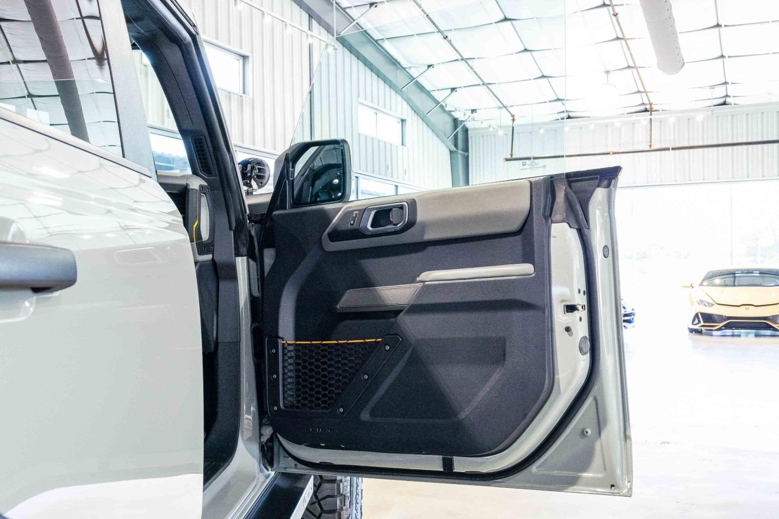 Modified 2022 Ford Bronco Badlands