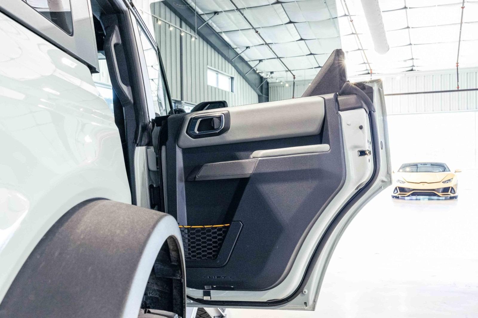 Modified 2022 Ford Bronco Badlands