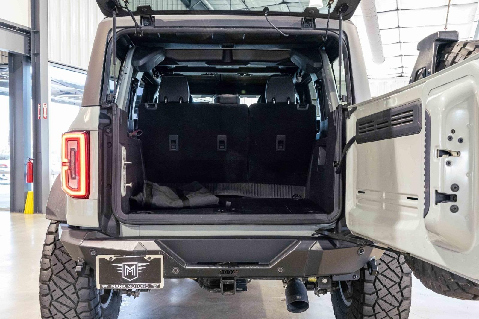 Modified 2022 Ford Bronco Badlands