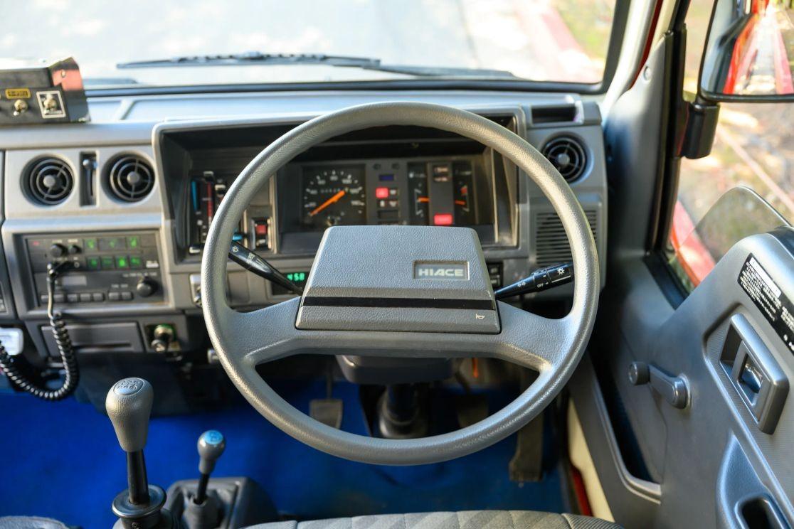 1995 Toyota Hiace Fire Truck 4×4