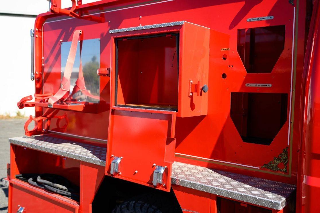 1995 Toyota Hiace Fire Truck 4×4