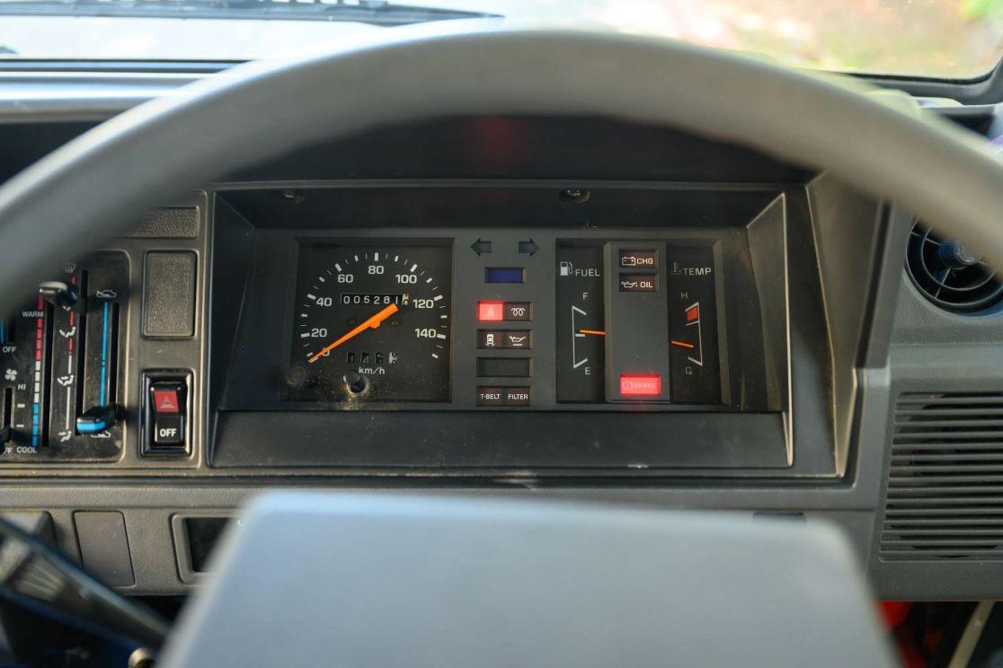 1995 Toyota Hiace Fire Truck 4×4