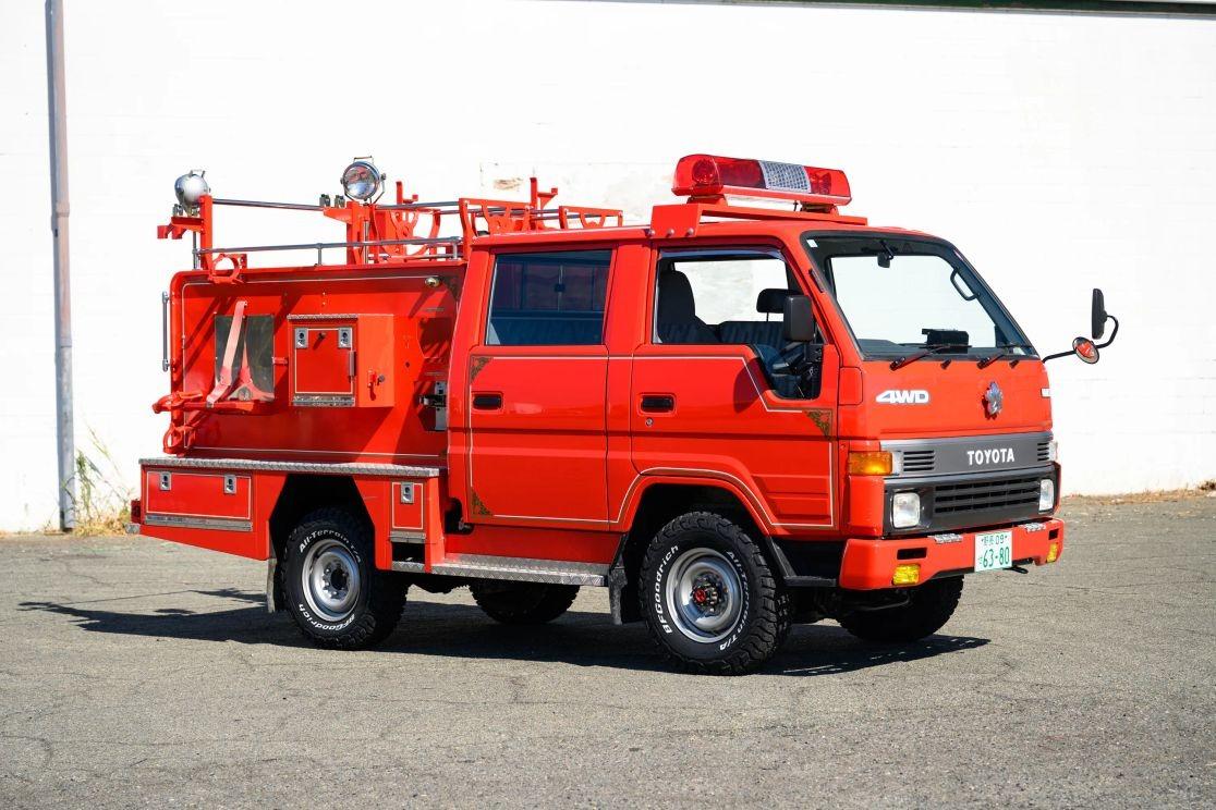 1995 Toyota Hiace Fire Truck 4×4