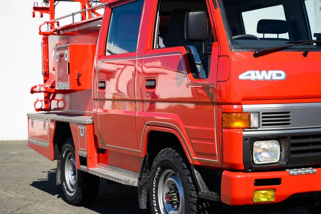 1995 Toyota Hiace Fire Truck 4×4