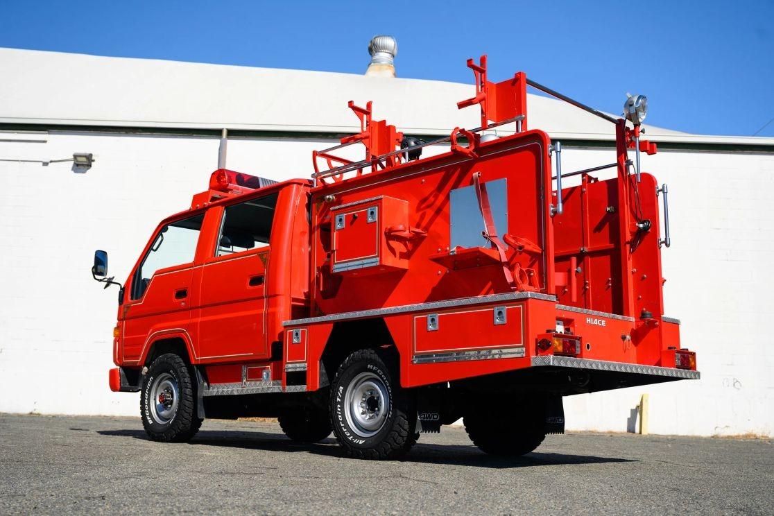 1995 Toyota Hiace Fire Truck 4×4