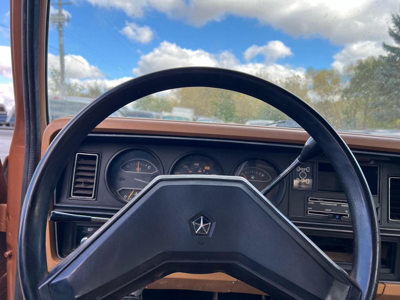 1985 Dodge Pickup W350