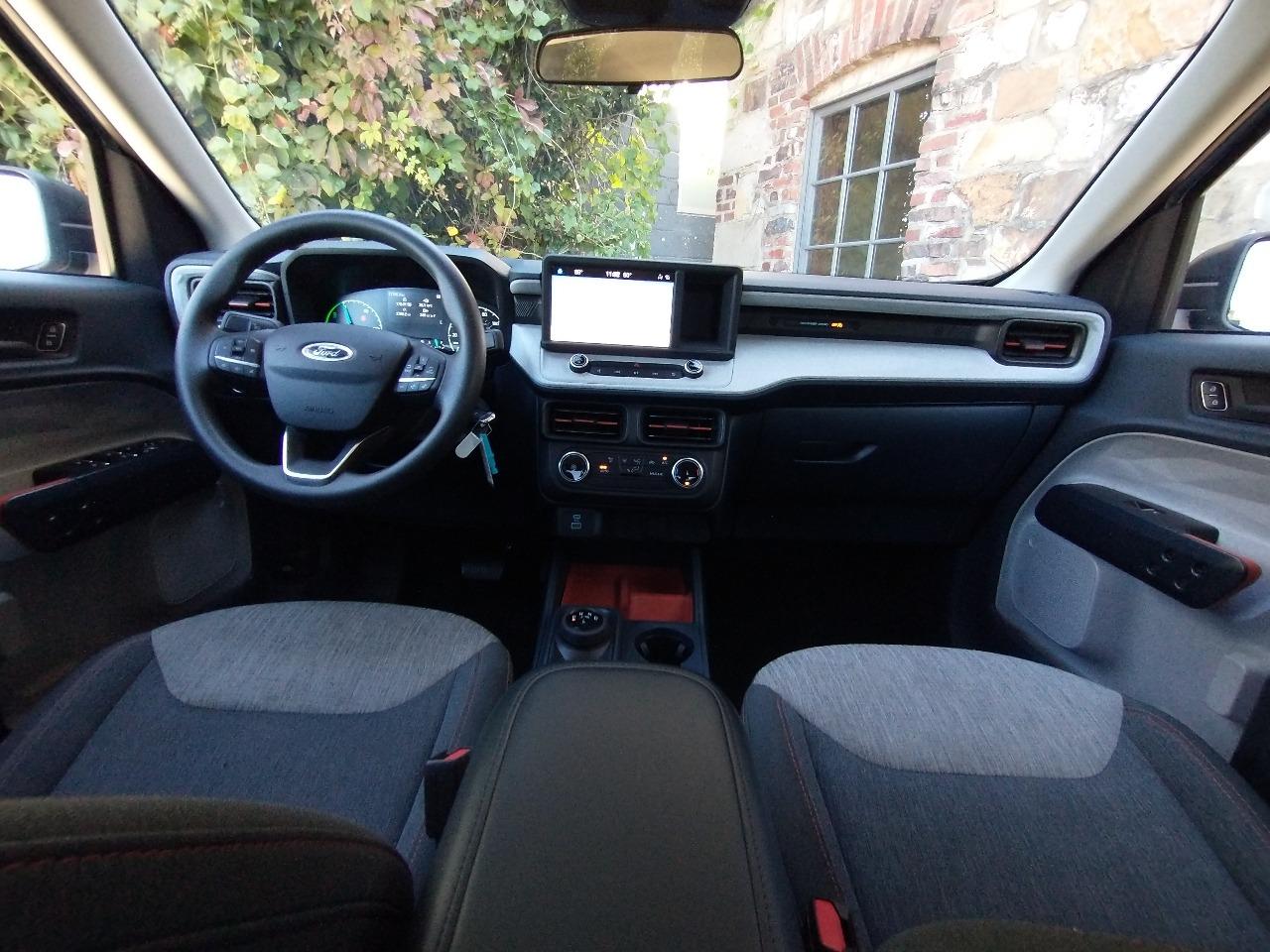 2023 Ford Maverick Lariat