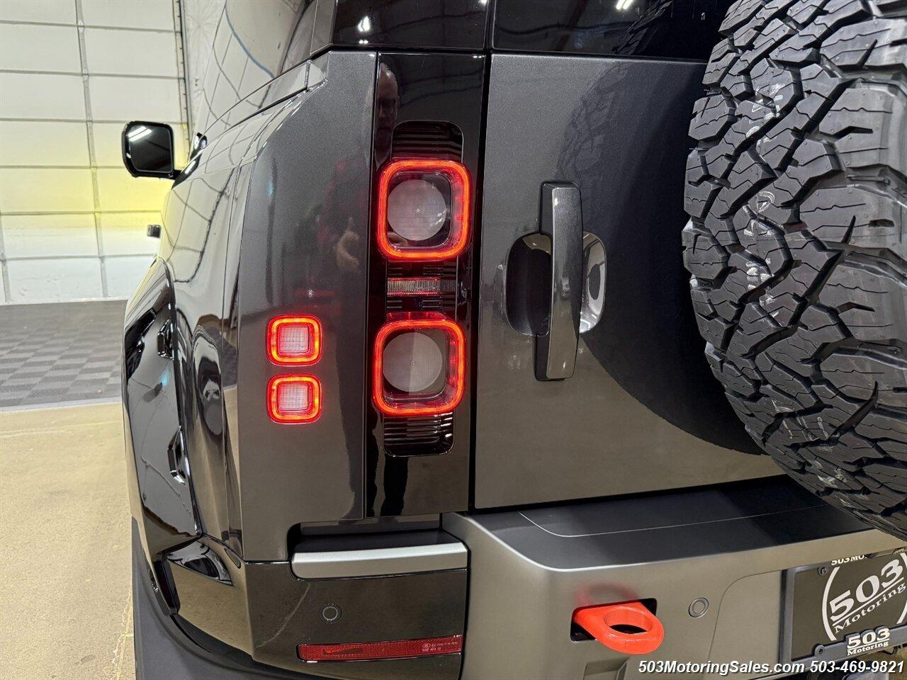 2024 Land Rover Defender 90 Urban Widetrack