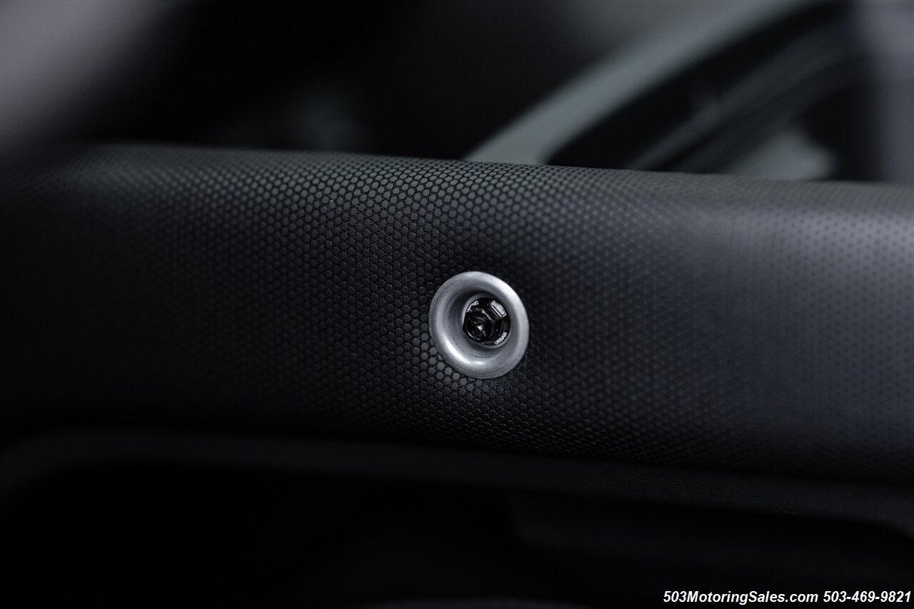 2024 Land Rover Defender 90 Urban Widetrack