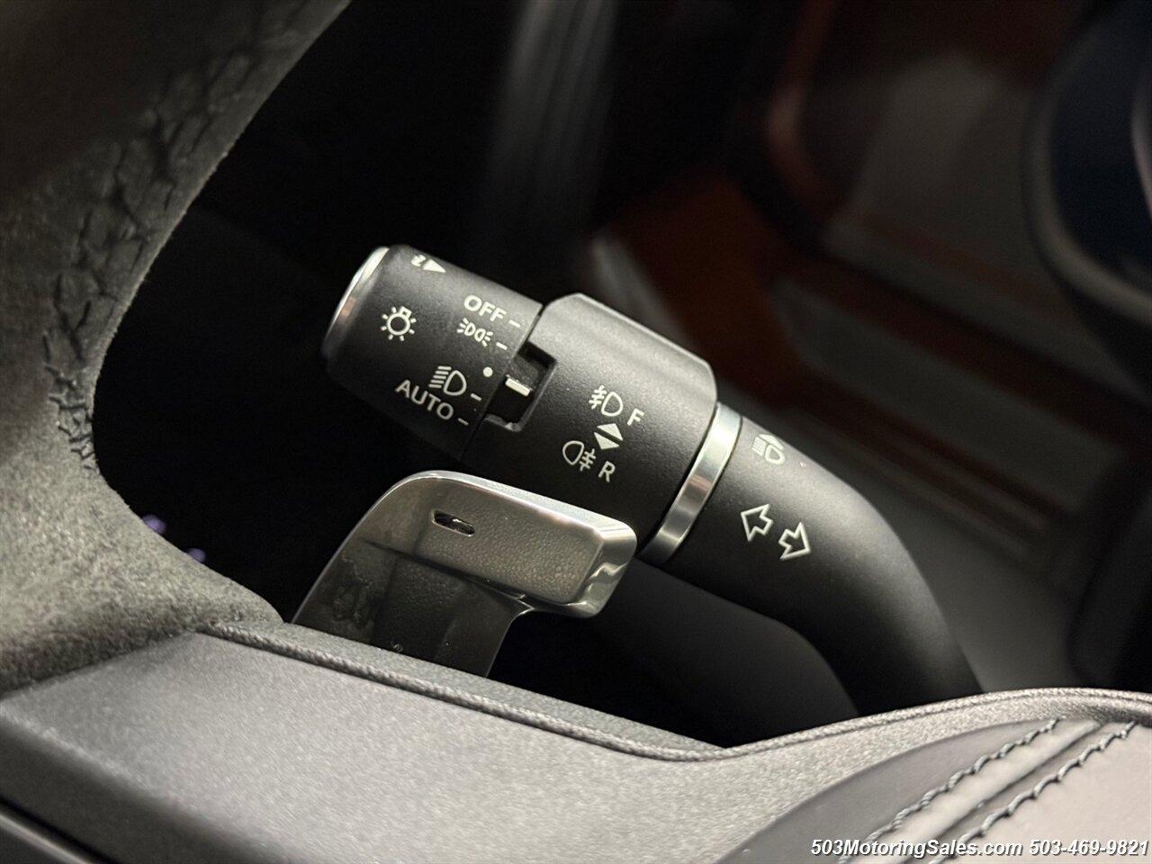 2024 Land Rover Defender 90 Urban Widetrack