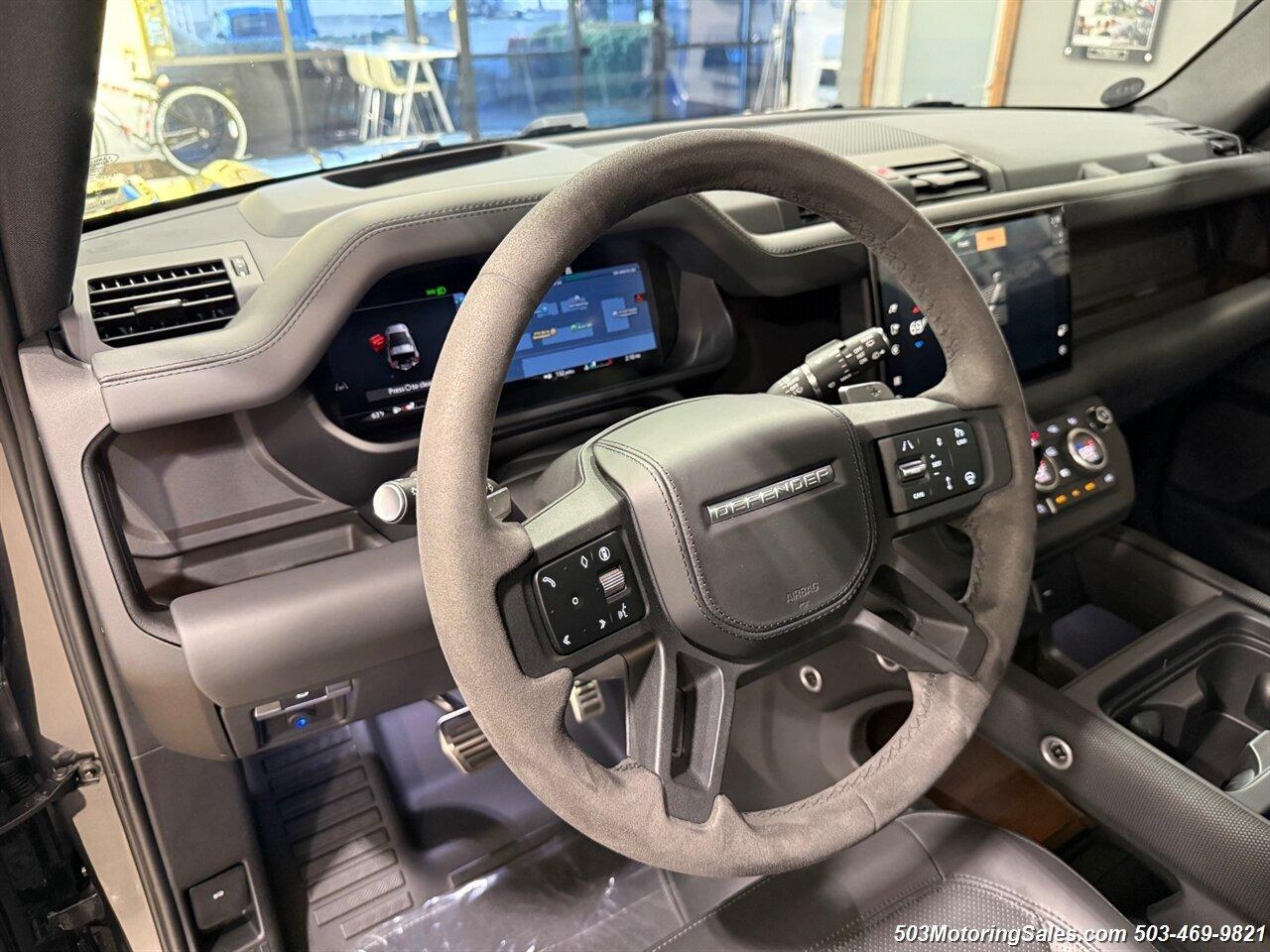 2024 Land Rover Defender 90 Urban Widetrack