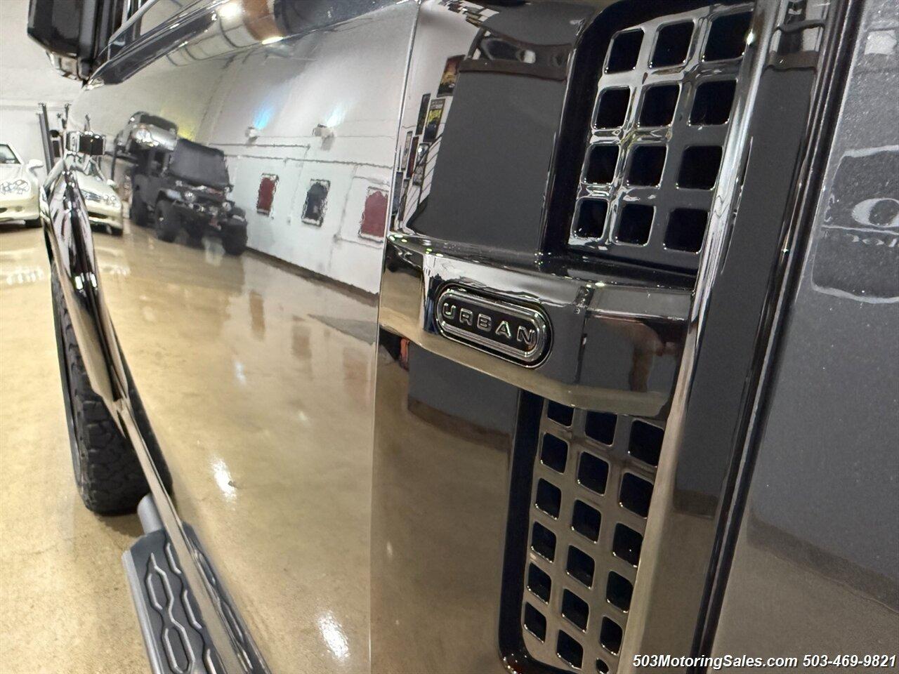 2024 Land Rover Defender 90 Urban Widetrack