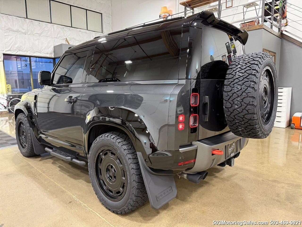 2024 Land Rover Defender 90 Urban Widetrack