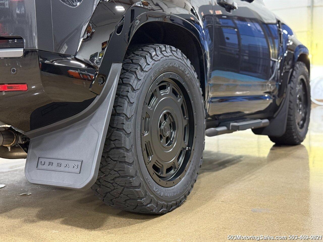 2024 Land Rover Defender 90 Urban Widetrack