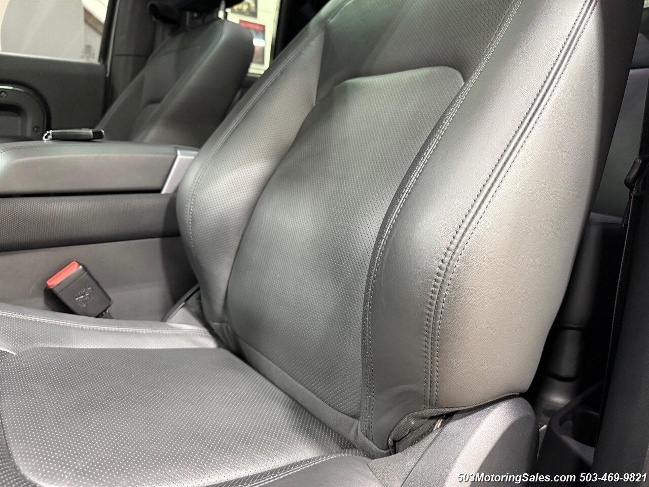 2024 Land Rover Defender 90 Urban Widetrack