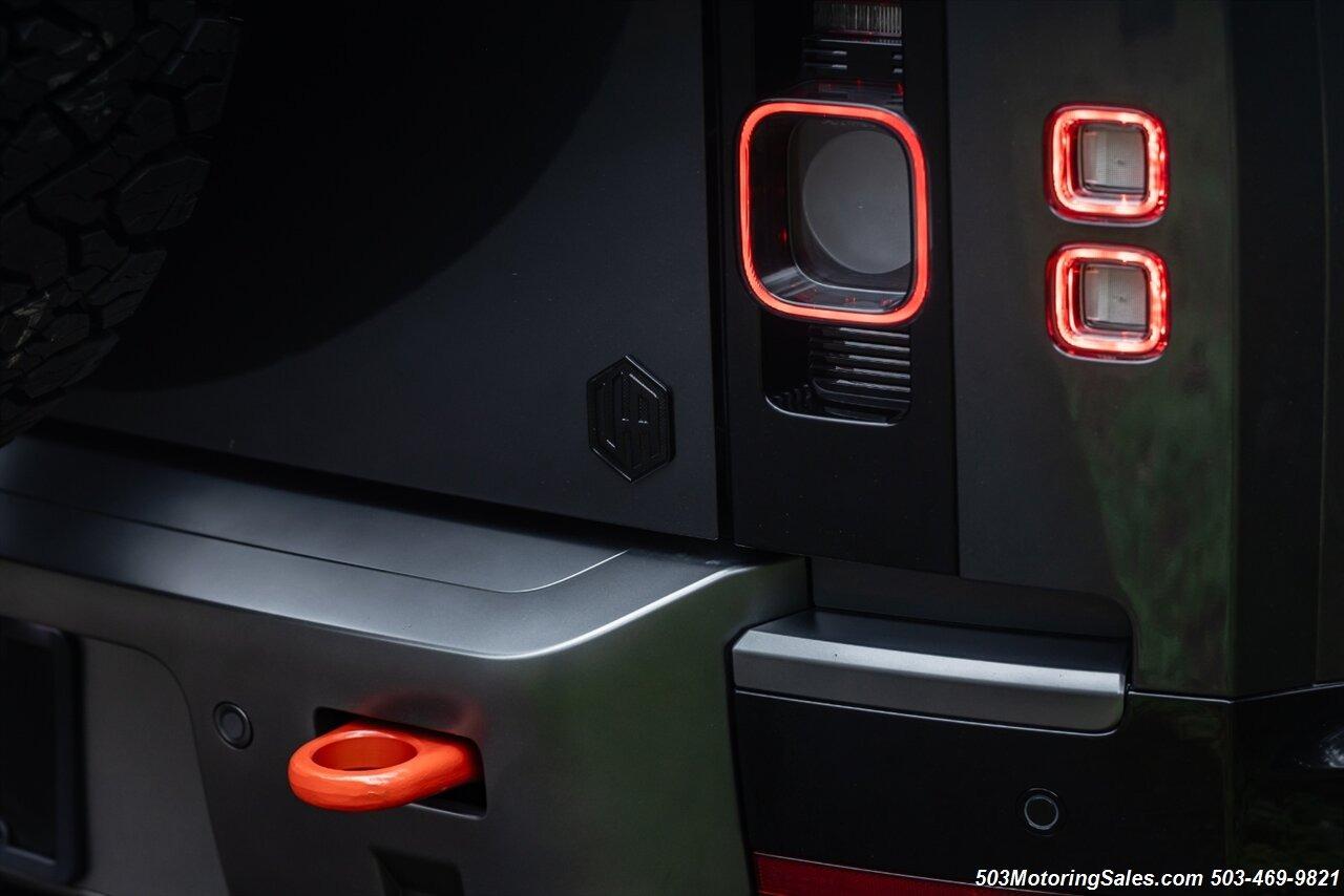 2024 Land Rover Defender 90 Urban Widetrack